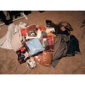 Women’s Clothing Reseller Lot 60+ pcs – Lululemon Jacket, Banana Republic, NWT